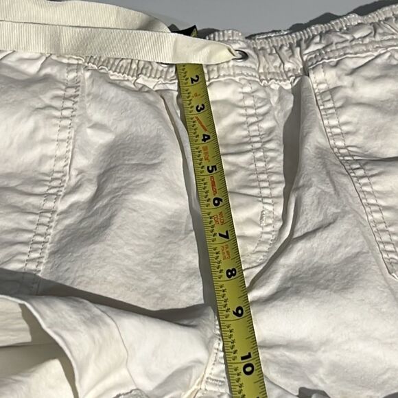 Levi Strauss Cream Colored Shorts with Elastic And Tie Waist Band Size 8 - Picture 10 of 12
